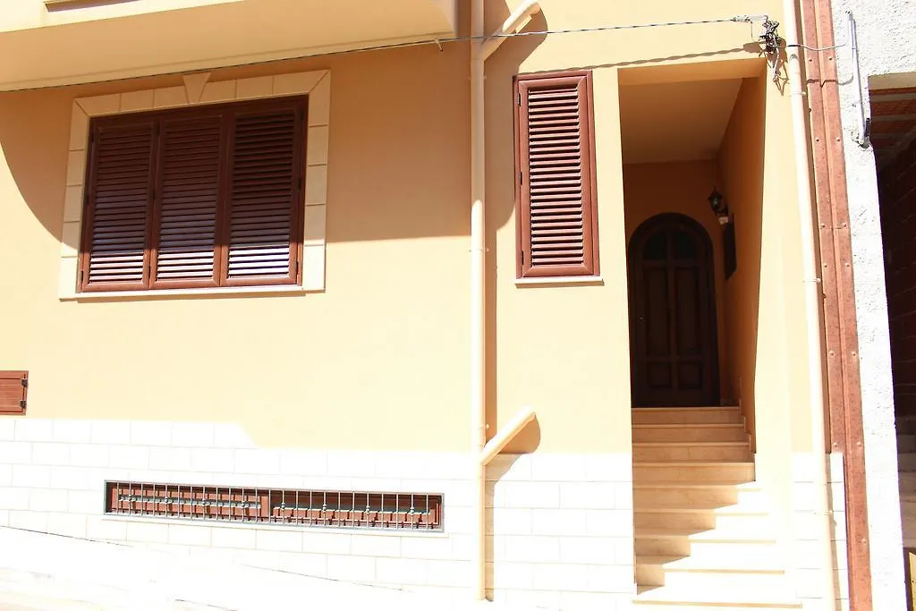 Case Vacanze Orlando Trappeto  Apartmán Trappeto (Sicily)